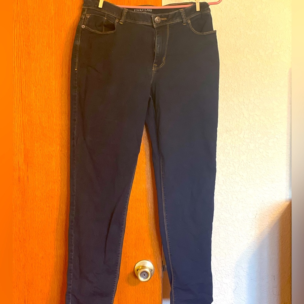 Maurices curvy jeans, stretch material, size 11/12 short.